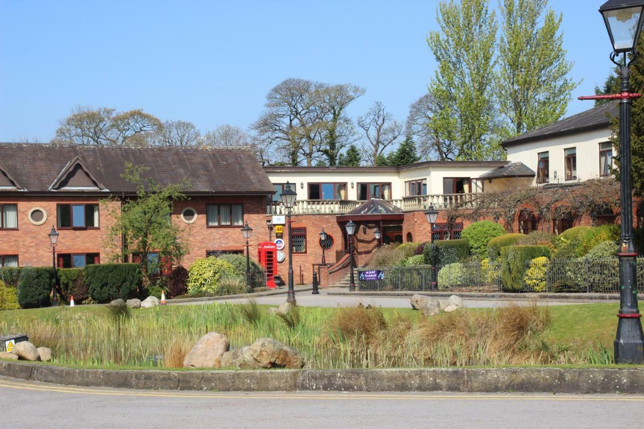 Bredbury Hall Hotel Stockport Exterior foto